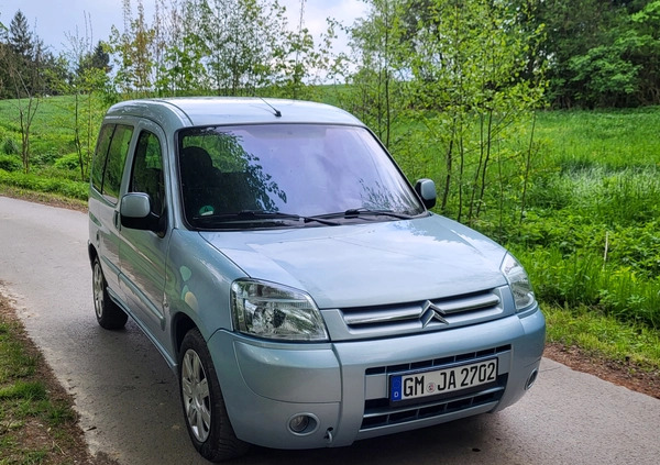 Citroen Berlingo cena 15900 przebieg: 138000, rok produkcji 2007 z Cybinka małe 56
